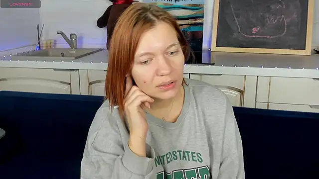 Snapshot of BattyBaker chatting on October 2025 02:35:01 AM BattyBaker online show from October 2025 02:35:01 AM