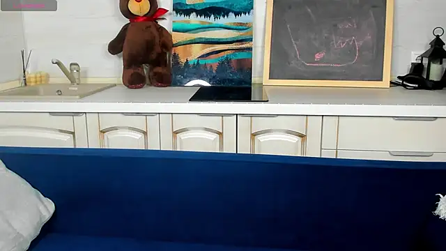 Snapshot of BattyBaker chatting on October 2025 02:23:02 AM BattyBaker online show from October 2025 02:23:02 AM