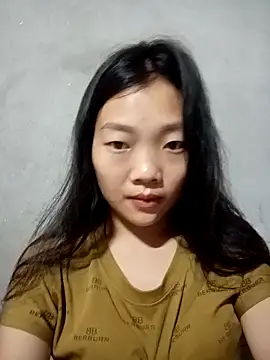 Snapshot of Ananine chatting on April 2026 10:57:02 PM Ananine online show from April 2026 10:57:02 PM