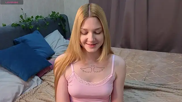 Sylvia Ortiz online show from January 2026 09:00:02 AM