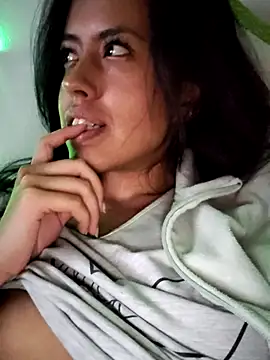 Snapshot of Queen_Ashly chatting on September 2025 03:08:02 AM Queen Ashly online show from September 2025 03:08:02 AM