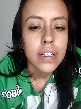 Snapshot of Queen_Ashly chatting on September 2025 01:33:01 AM Queen Ashly online show from September 2025 01:33:01 AM