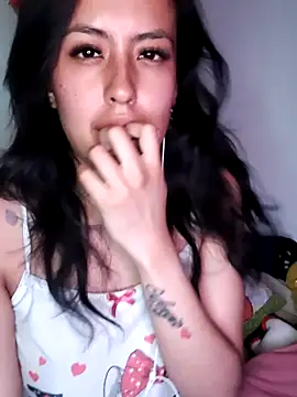 Snapshot of Queen_Ashly chatting on September 2025 12:59:02 AM Queen Ashly online show from September 2025 12:59:02 AM