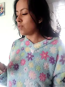 Snapshot of Queen_Ashly chatting on October 2025 04:37:01 PM Queen Ashly online show from October 2025 04:37:01 PM