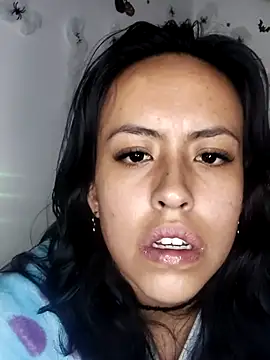 Snapshot of Queen_Ashly chatting on October 2025 01:17:02 AM Queen Ashly online show from October 2025 01:17:02 AM