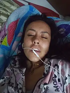 Snapshot of Queen_Ashly chatting on December 2025 12:16:02 AM Queen Ashly online show from December 2025 12:16:02 AM