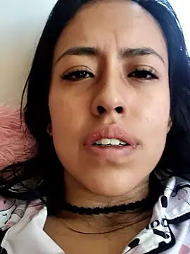 Snapshot of Queen_Ashly chatting on January 2026 06:34:02 PM Queen Ashly online show from January 2026 06:34:02 PM