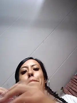 Snapshot of Queen_Ashly chatting on February 2026 02:37:01 AM Queen Ashly online show from February 2026 02:37:01 AM