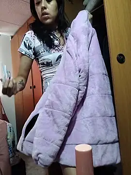 Snapshot of Queen_Ashly chatting on March 2026 04:31:01 PM Queen Ashly online show from March 2026 04:31:01 PM