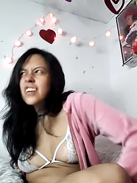 Snapshot of Queen_Ashly chatting on March 2026 02:08:02 AM Queen Ashly online show from March 2026 02:08:02 AM