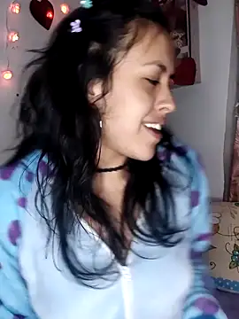 Snapshot of Queen_Ashly chatting on April 2026 02:38:01 AM Queen Ashly online show from April 2026 02:38:01 AM