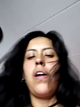 Snapshot of Queen_Ashly chatting on April 2026 03:22:02 AM Queen Ashly online show from April 2026 03:22:02 AM