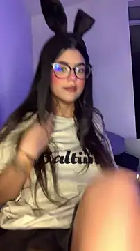 Snapshot of caritobeachdh chatting on November 2025 05:09:02 AM caritobeachdh online show from November 2025 05:09:02 AM