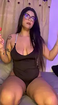 Snapshot of caritobeachdh chatting on November 2025 05:19:01 AM caritobeachdh online show from November 2025 05:19:01 AM