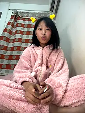 jingjing005 online show from December 2025 11:48:01 AM