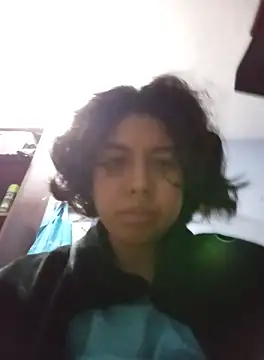 Snapshot of Syndel23 chatting on October 2025 12:28:02 AM Syndel23 online show from October 2025 12:28:02 AM