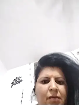 Snapshot of Jann_Riya333 chatting on November 2025 03:44:01 PM Jann Riya333 online show from November 2025 03:44:01 PM