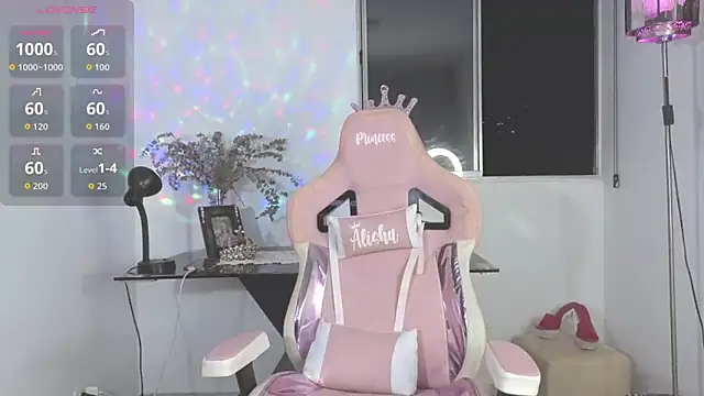 isabella pearl  online show from March 2026 02:17:02 AM