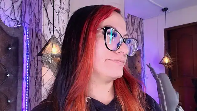 Zami Escobar of online show from February 2026 06:28:02 PM