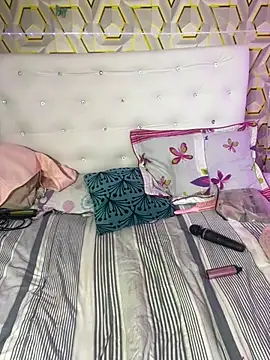 Ashly cutee online show from May 2026 10:17:02 PM