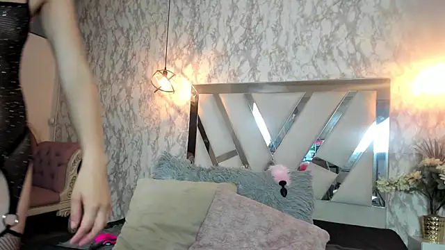 Candy Hott7 online show from February 2026 08:05:02 PM