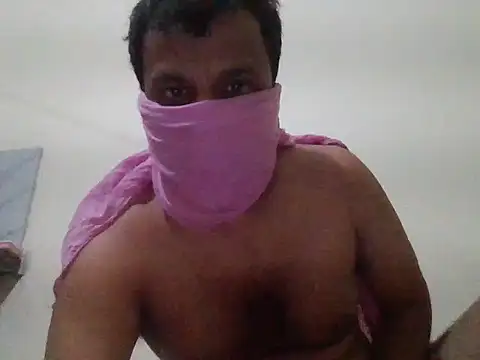 Snapshot of Littledgg20 chatting on May 2026 01:51:01 PM Littledgg20 online show from May 2026 01:51:01 PM
