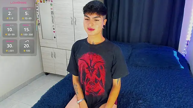 Snapshot of Dark_luckyyy chatting on September 2025 12:58:02 AM Dark luckyyy online show from September 2025 12:58:02 AM