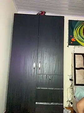 Snapshot of Nezuko-uWux chatting on October 2025 07:48:01 AM Nezuko-uWux online show from October 2025 07:48:01 AM