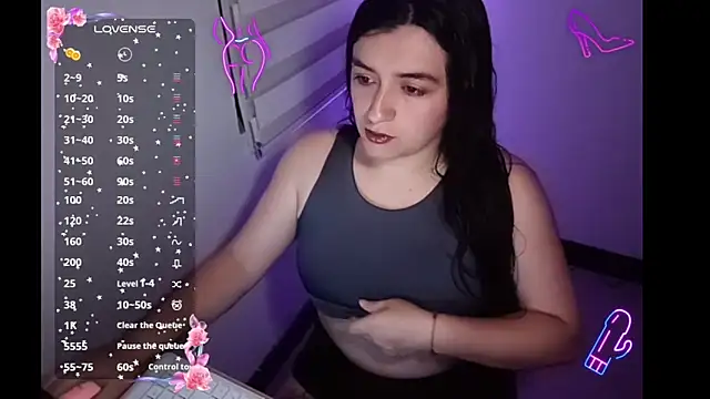 DanniG2000  online show from December 2025 03:33:01 AM