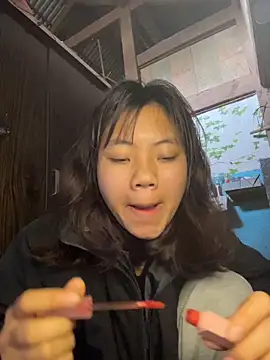 Snapshot of Kouis999 chatting on February 2026 05:04:01 AM Kouis999 online show from February 2026 05:04:01 AM