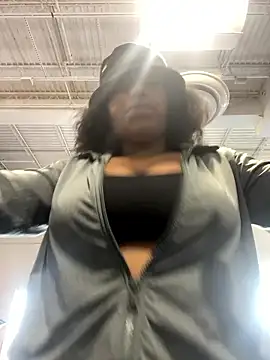 princesslivv online show from January 2026 05:27:02 PM