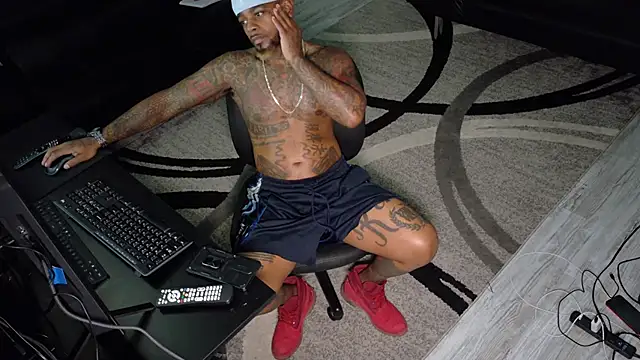 SLANGONDEMHOES online show from September 2025 06:51:01 PM