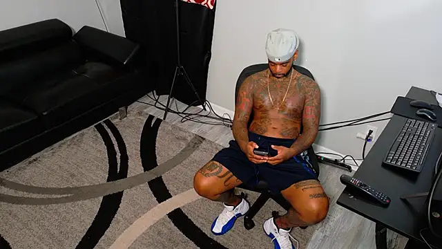 SLANGONDEMHOES online show from October 2025 04:22:01 PM