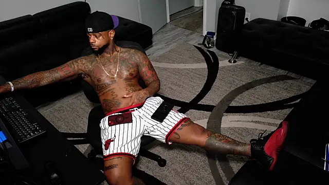 SLANGONDEMHOES online show from February 2026 08:38:02 PM