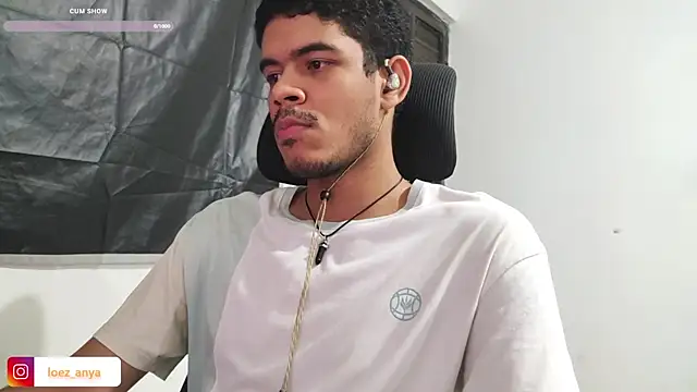 Snapshot of jonhsebastiann chatting on December 2025 04:29:02 AM jonhsebastiann online show from December 2025 04:29:02 AM