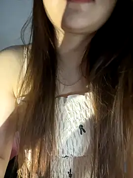 Hinne07 online show from September 2025 03:37:02 PM