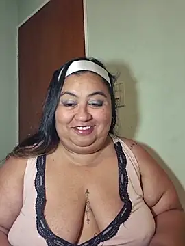 curvy diva  online show from May 2026 11:59:01 AM