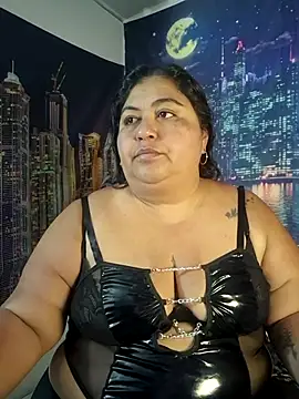 curvy diva  online show from May 2026 09:49:02 AM