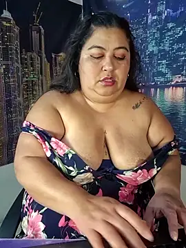 curvy diva  online show from May 2026 10:36:01 AM