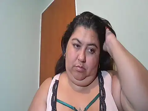 curvy diva  online show from May 2026 03:02:02 AM