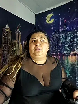 curvy diva  online show from May 2026 09:48:01 AM