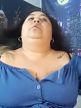 curvy diva  online show from May 2026 10:01:01 AM