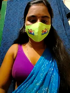 Snapshot of mini-queen chatting on September 2025 06:30:02 PM mini-queen online show from September 2025 06:30:02 PM