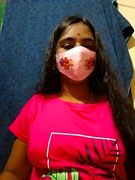 Snapshot of mini-queen chatting on September 2025 12:54:01 PM mini-queen online show from September 2025 12:54:01 PM