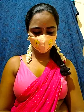 Snapshot of mini-queen chatting on November 2025 08:42:01 AM mini-queen online show from November 2025 08:42:01 AM