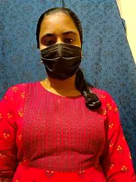 Snapshot of mini-queen chatting on December 2025 09:29:02 AM mini-queen online show from December 2025 09:29:02 AM