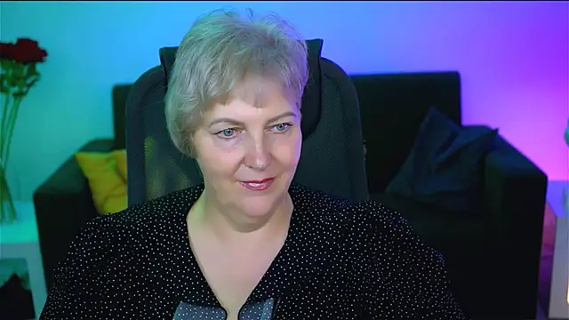 MaryMogan online show from October 2025 04:13:02 AM