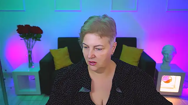 MaryMogan online show from November 2025 04:22:02 AM