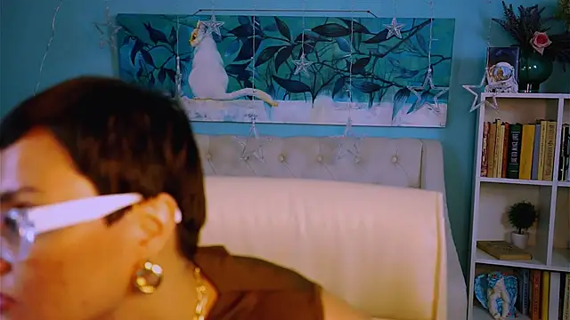 Snapshot of LauraDavidsons chatting on September 2025 04:40:02 PM LauraDavidsons online show from September 2025 04:40:02 PM