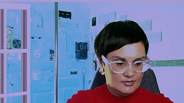 Snapshot of LauraDavidsons chatting on September 2025 04:10:02 PM LauraDavidsons online show from September 2025 04:10:02 PM